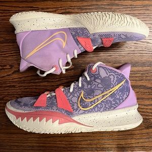 Nike Kyrie 7